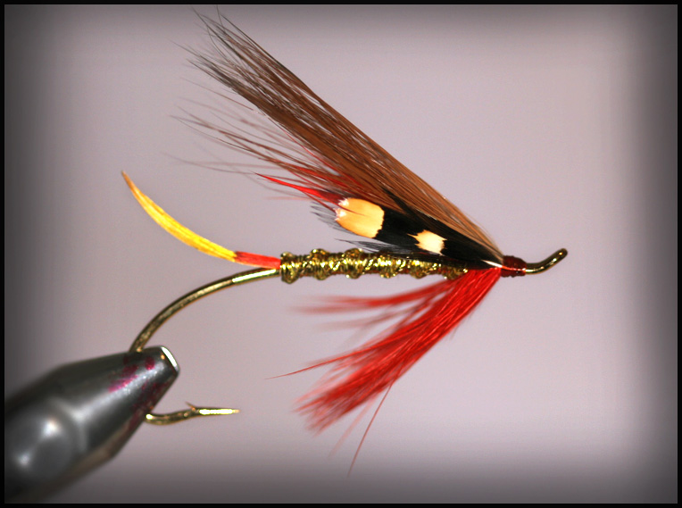 Spiral Woven Golden Demon